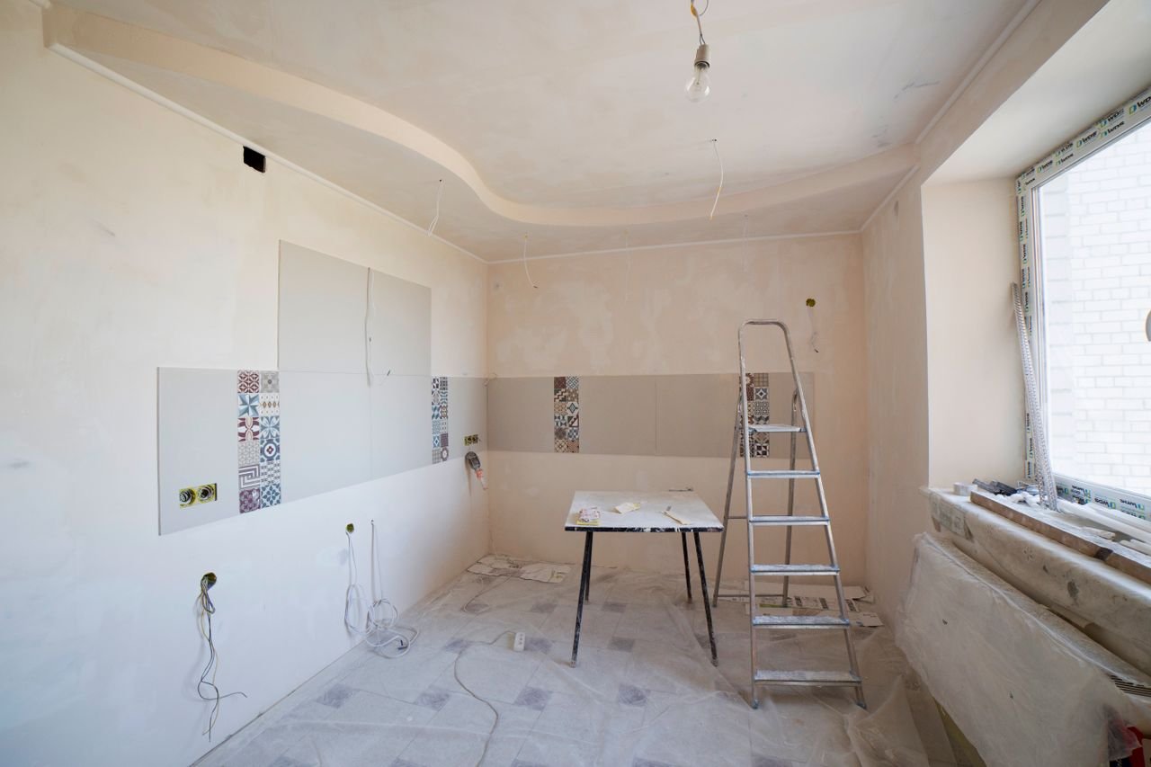Pièce en rénovation avant nettoyage de fin de chantier à Rennes